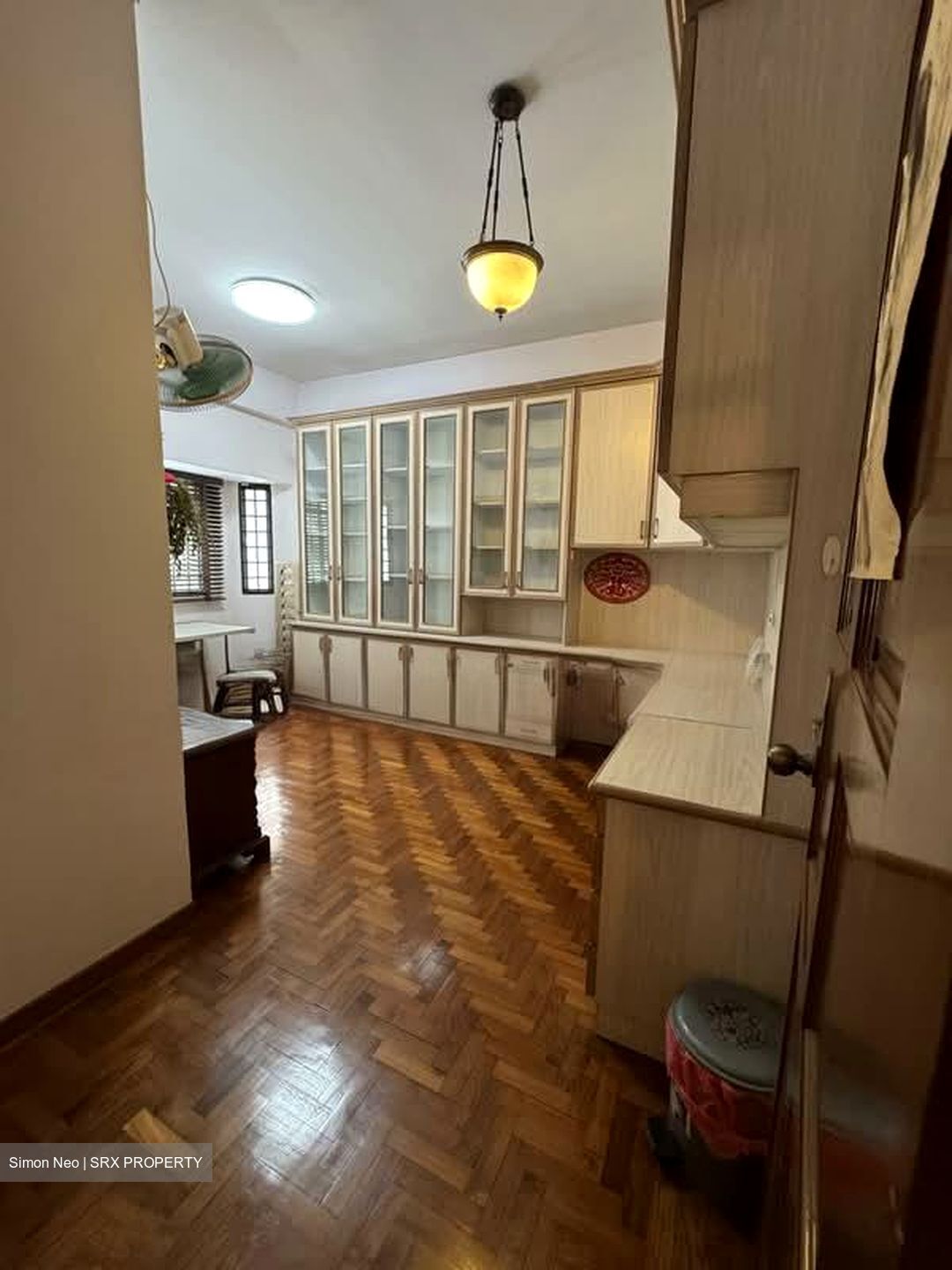 Florence Road (D19), Terrace #607952581